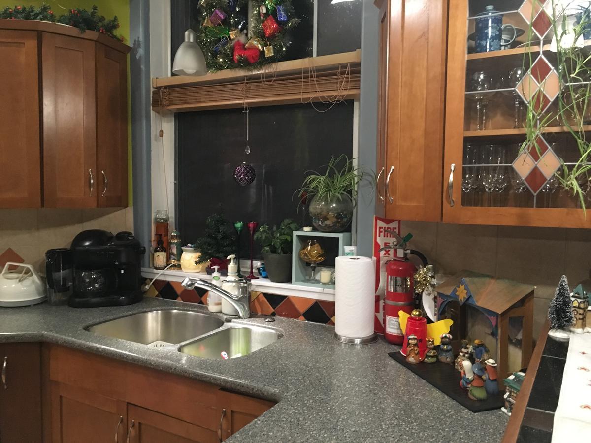 Mabuhay Lakeside Manor Bed & Breakfast Yellowknife Dış mekan fotoğraf