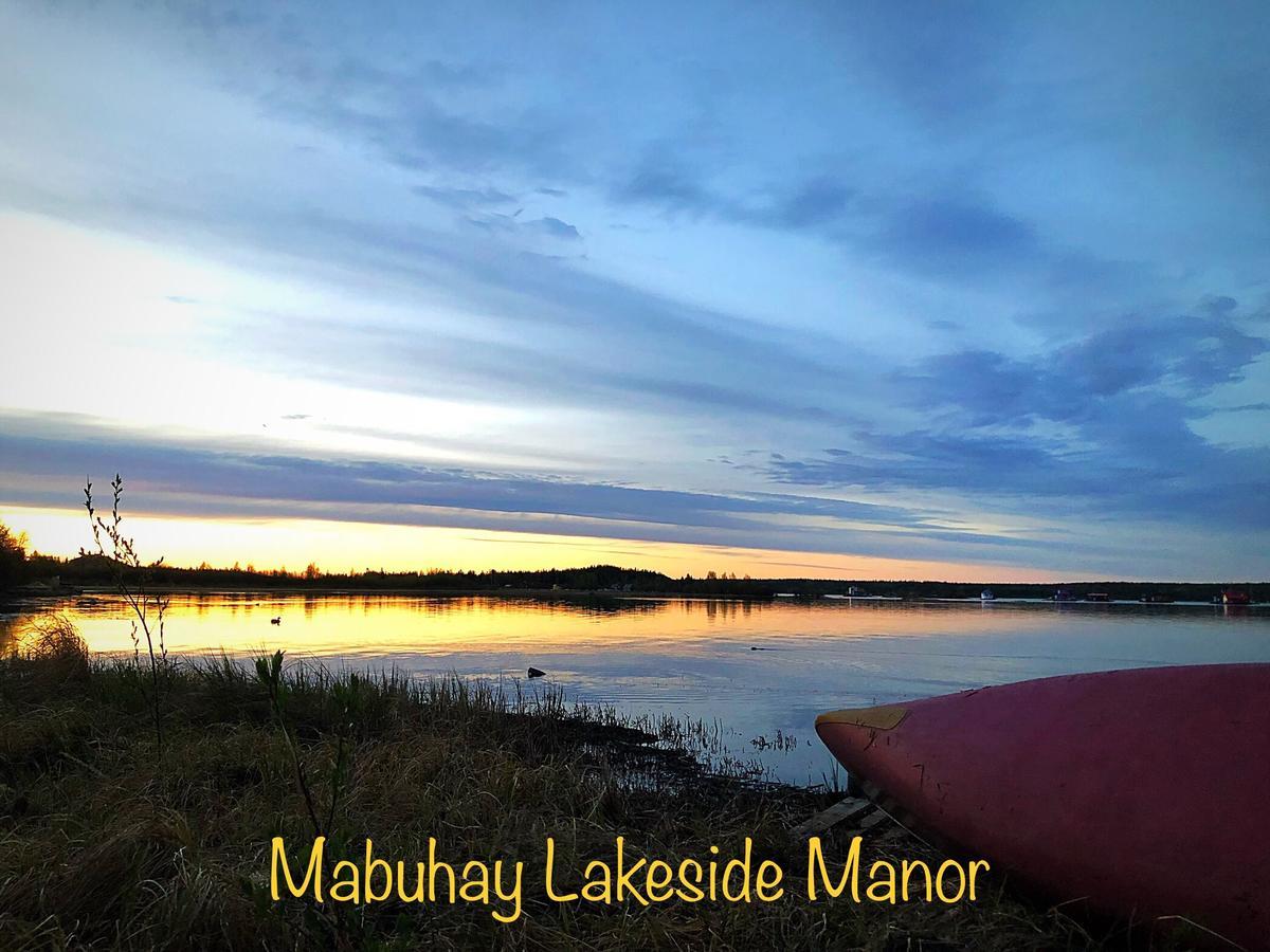 Mabuhay Lakeside Manor Bed & Breakfast Yellowknife Dış mekan fotoğraf