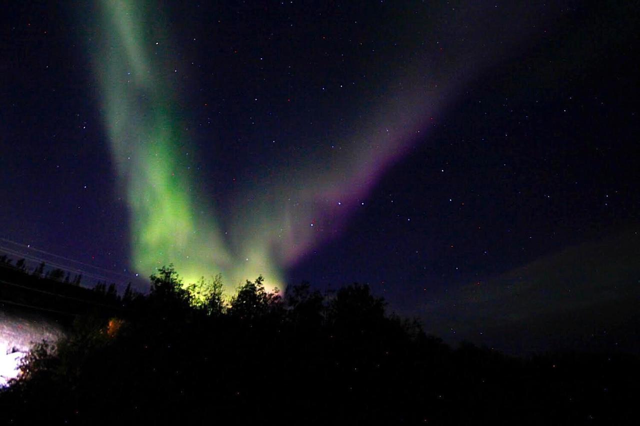 Mabuhay Lakeside Manor Bed & Breakfast Yellowknife Dış mekan fotoğraf